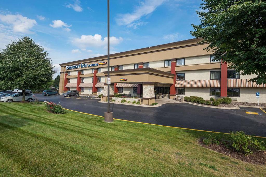 Baymont By Wyndham Chicago/Alsip Hotel Exterior photo